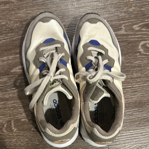 Adidas Yung 96 - Picture 5 of 5